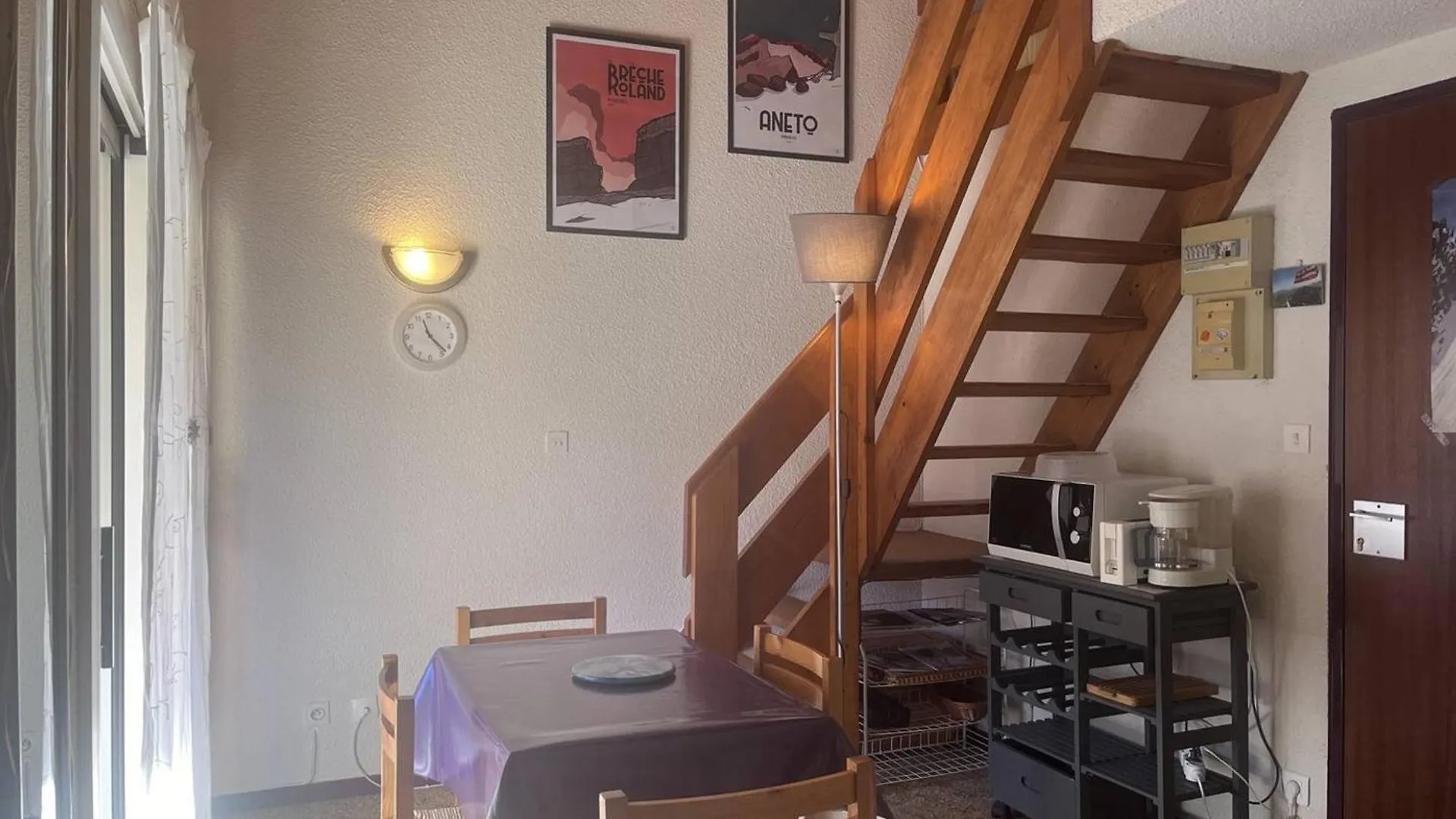 Triplex Charmant Avec Mezzanines Et Parking A Cauterets - Fr-1-812-3 France