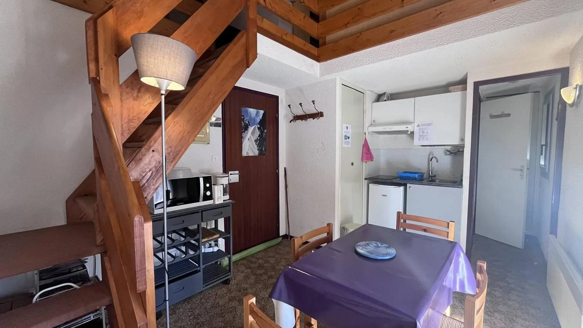 Triplex Charmant Avec Mezzanines Et Parking A Cauterets - Fr-1-812-3